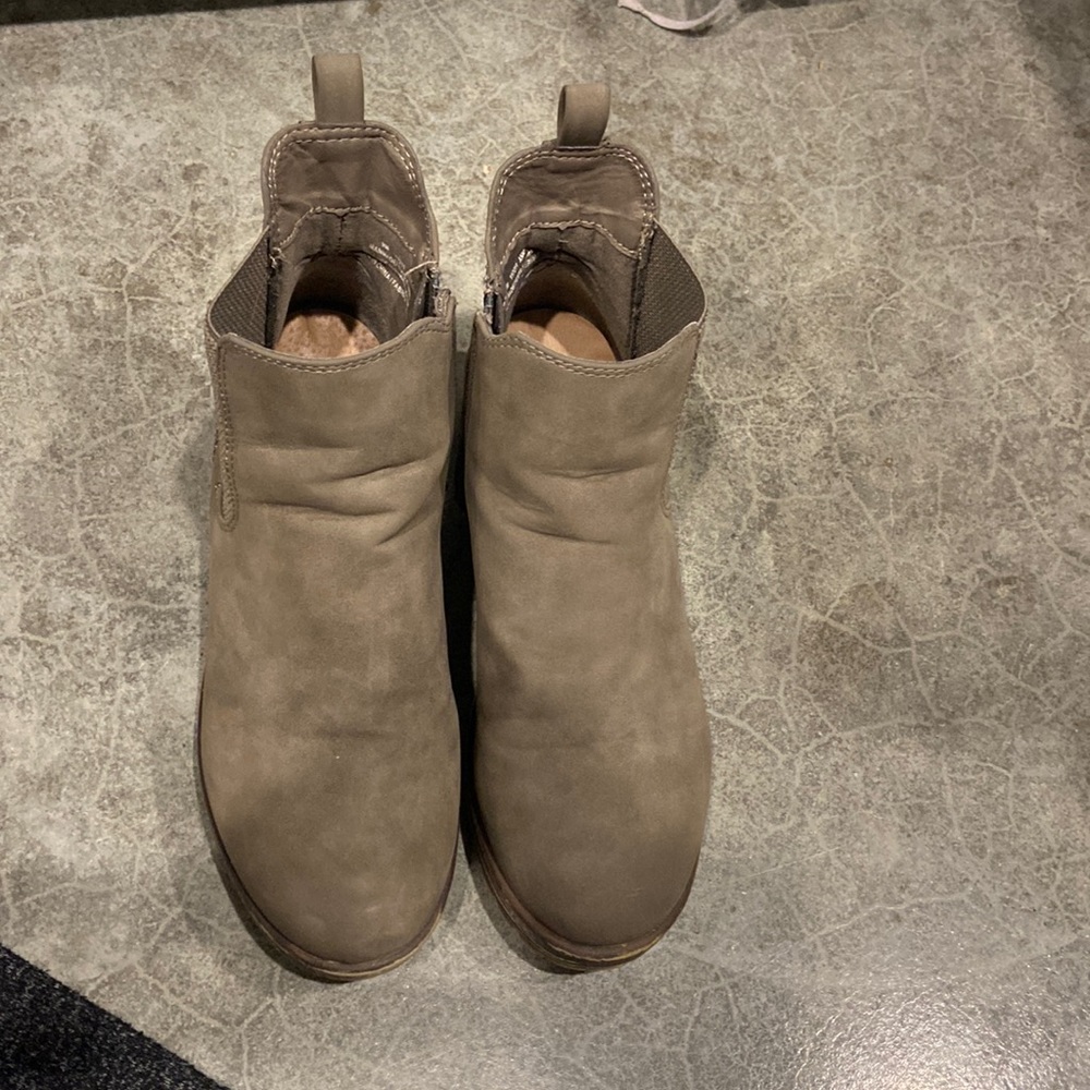 Maurice’s Zip Chelsea Boots